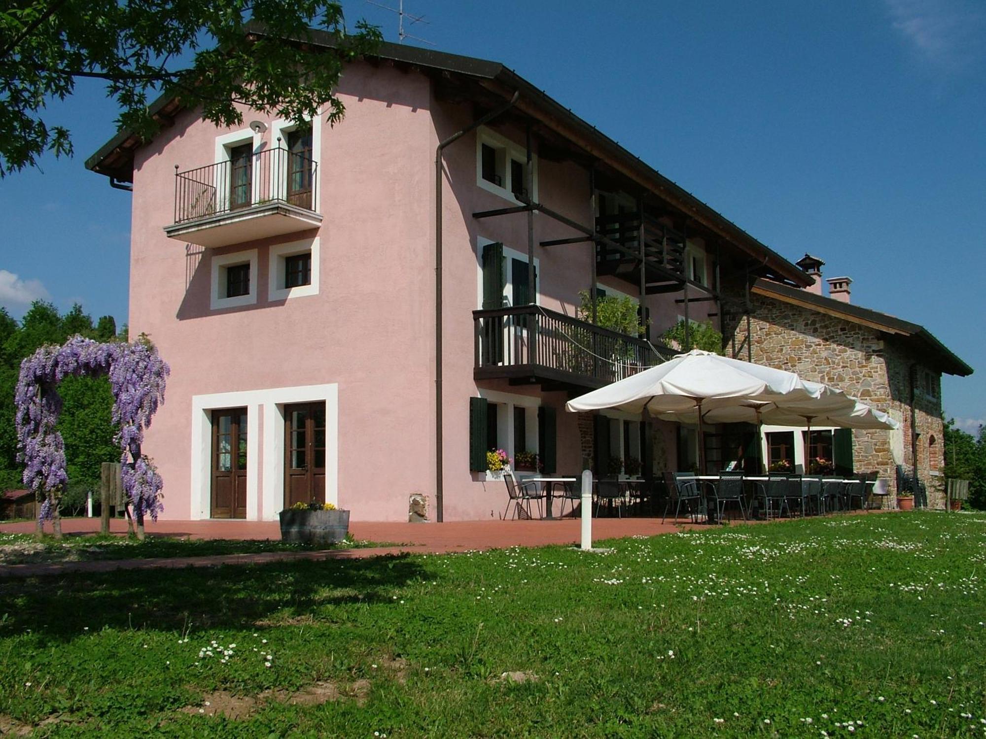 Agriturismo Scacciapensieri Buttrio Exterior photo
